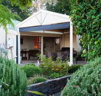 Linfield Cottage - Melbourne Tourism