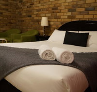 Magdala Motor Lodge  Lakeside Restaurant - Melbourne Tourism