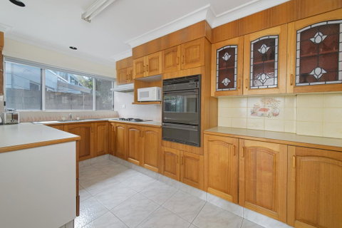 Malibu Holiday House, 6 Dulconghi Street - Melbourne Tourism 1