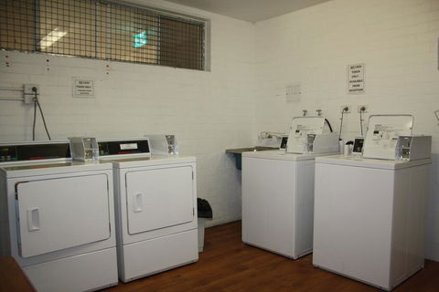 Mandurah Motel And Apartments - Melbourne Tourism 1