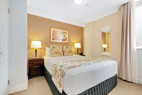 Manor Apartment Hotel - Melbourne Tourism 1