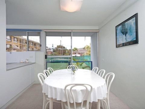 Marine Drive, Cirrus, Unit 6, 44 - Melbourne Tourism 2