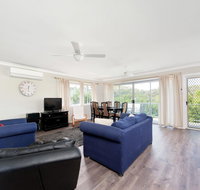 Marine Drive Unit 01 24 Surfair - Melbourne Tourism