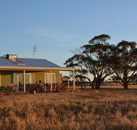 Mary's Farm Cottages - Melbourne Tourism