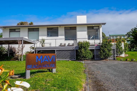 MAVI BEACH HOUSE - Beachfront, Wifi, Views - Melbourne Tourism 2