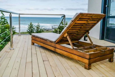 MAVI BEACH HOUSE - Beachfront, Wifi, Views - Melbourne Tourism 3