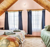 Meredith House  Apartments Strahan - Melbourne Tourism