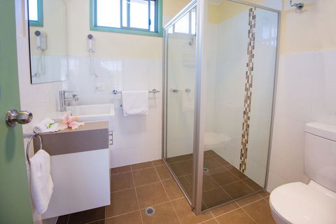 Merimbula Holiday Properties - Melbourne Tourism 1