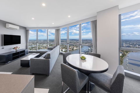 Meriton Suites Adelaide Street - Melbourne Tourism 0