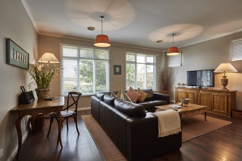Mews Cottages - Melbourne Tourism 2