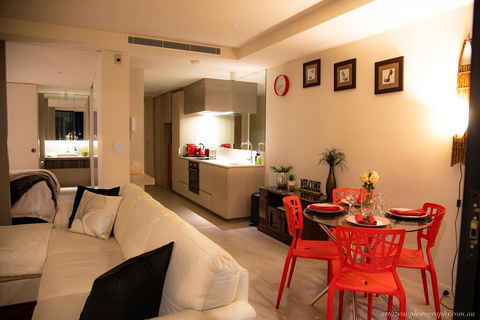 Modern, Clean, Luxury At The Right Price..... - Melbourne Tourism 3