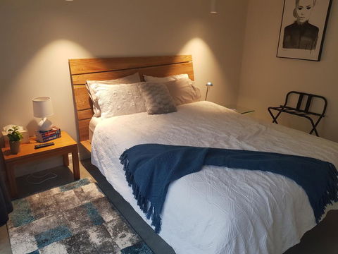 Modern, Private And Close To Town. - Melbourne Tourism 0