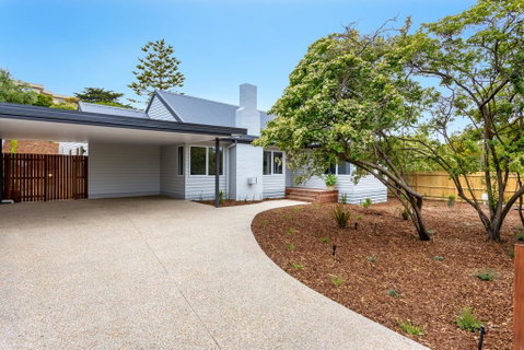 Molly's Beach House: - Melbourne Tourism 0