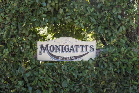 Monigatti - Melbourne Tourism 1