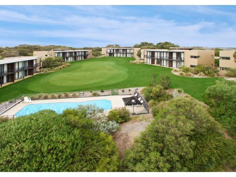 Moonah Links - Apartment 43 - Melbourne Tourism 0
