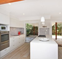 Mudjimba Sands Mudjimba Pet Friendly BOND 500 LINEN INCLUDED WIFI - Melbourne Tourism