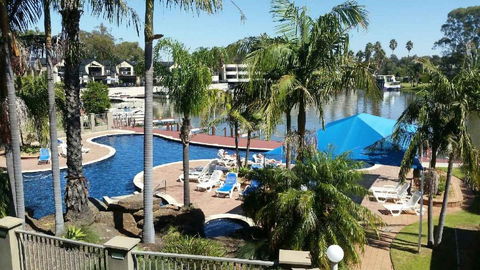 Mulwala Lakeside Apartment - Melbourne Tourism 1