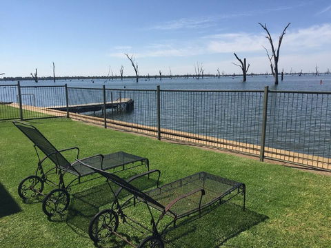 Mulwala Lakeside Waterfront - Melbourne Tourism 3