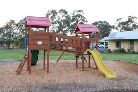 Murray River Resort - Melbourne Tourism 3