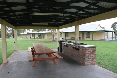 Murray River Resort - Melbourne Tourism 2