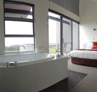 Cosy Corner Sea View Apartments - Melbourne Tourism