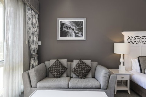 Grand Mercure Basildene Manor - Melbourne Tourism 18