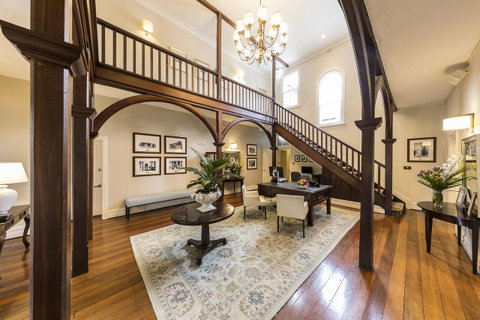 Grand Mercure Basildene Manor - Melbourne Tourism 2