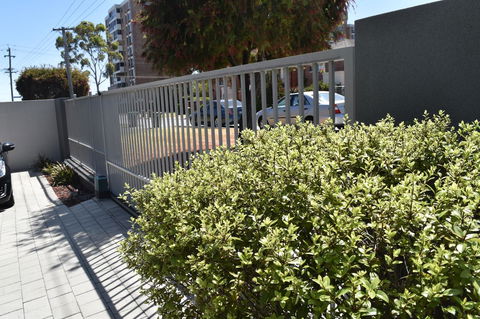 Central Executive Townhouse - Melbourne Tourism 11