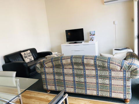 Seashore Memories - Sleeps 3 - Melbourne Tourism 4