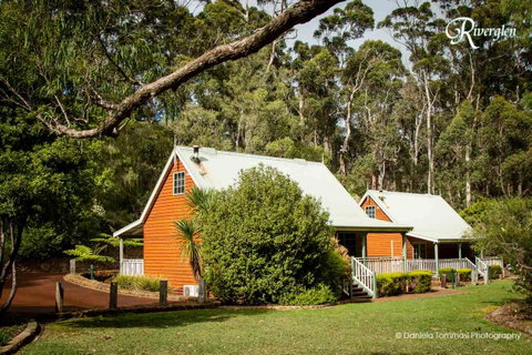 Riverglen Chalets - Melbourne Tourism 36