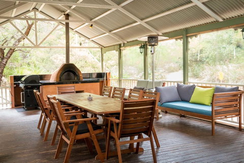 Riverglen Chalets - Melbourne Tourism 4