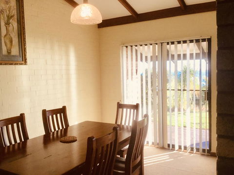 Geraldton Holliday Villas - Melbourne Tourism 29