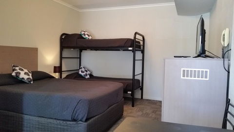 Mandurah Foreshore Motel - Melbourne Tourism 1