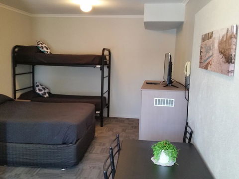 Mandurah Foreshore Motel - Melbourne Tourism 12
