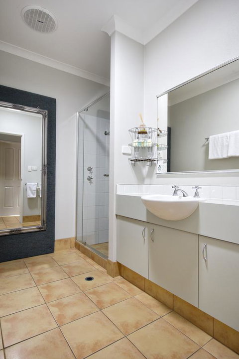 Vintages Accommodation - Melbourne Tourism 20