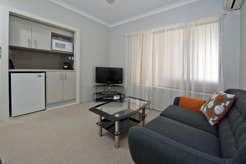 Vintages Accommodation - Melbourne Tourism 21
