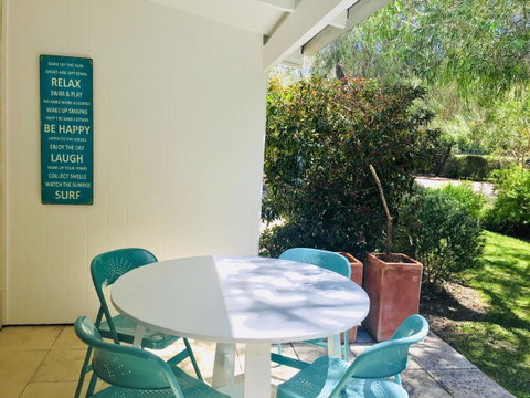 Whitesands Holiday Villas - Melbourne Tourism 11