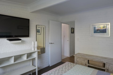 Whitesands Holiday Villas - Melbourne Tourism 29