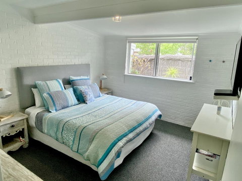 Whitesands Holiday Villas - Melbourne Tourism 6