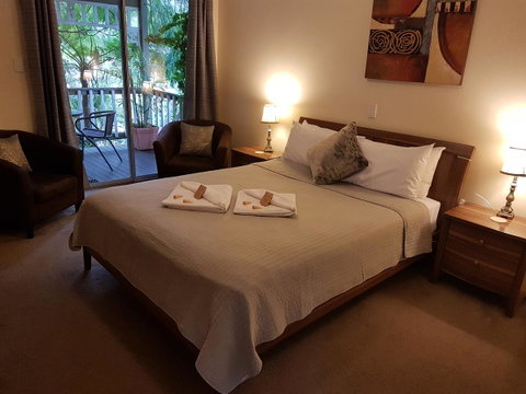 Adamsons Riverside Accommodation - Melbourne Tourism 33