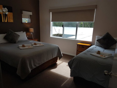 Adamsons Riverside Accommodation - Melbourne Tourism 40