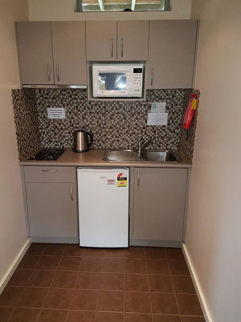 Adamsons Riverside Accommodation - Melbourne Tourism 37