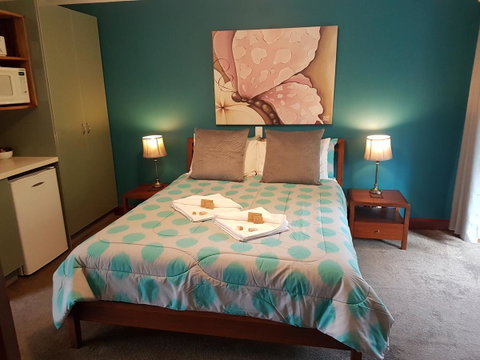 Adamsons Riverside Accommodation - Melbourne Tourism 29