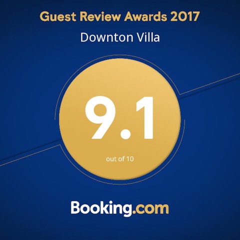 Downton Villa - Melbourne Tourism 6