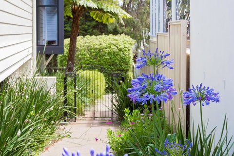 Downton Villa - Melbourne Tourism 27
