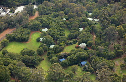 Waterfall Cottages - Melbourne Tourism 8