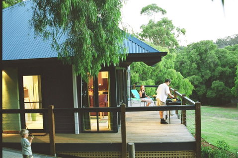 Waterfall Cottages - Melbourne Tourism 1