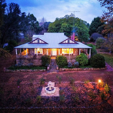 Historic Oakhill House Entire Estate - Melbourne Tourism 0