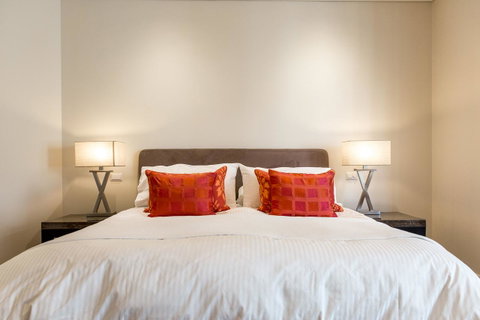 Constellation Apartments - Melbourne Tourism 3