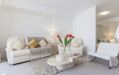 Perth Luxury City Apartment- Free Parking - Melbourne Tourism 0